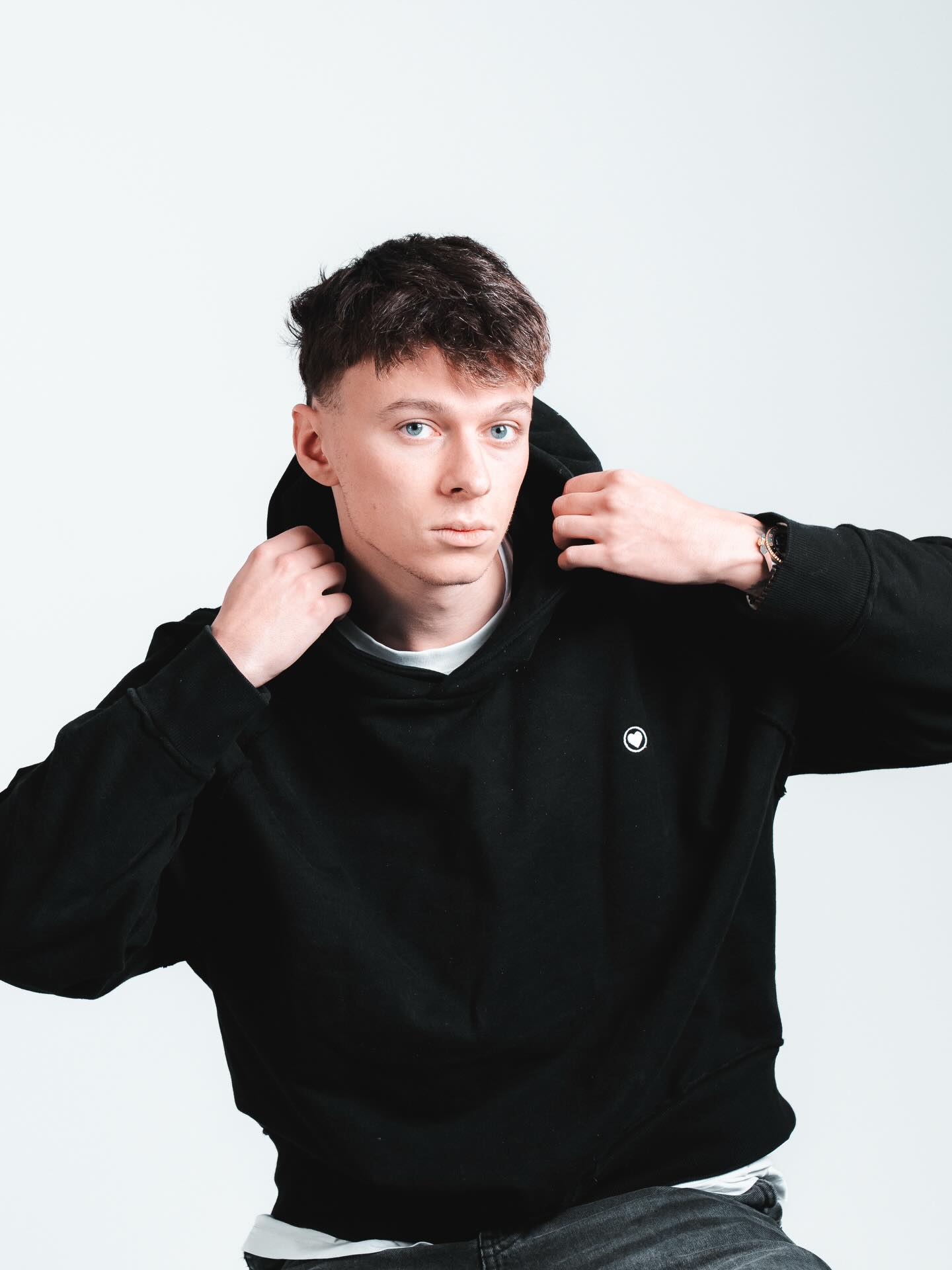 Ethan Hazard — créateur Streaming / Lifestyle chez Chaud'ART